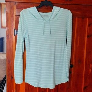 Long sleeve Henley with hood